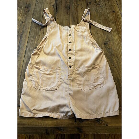 BDG Urban Outfitters Peach Button Women's Romper Shorts Overalls Size Medium - Picture 1 of 14
